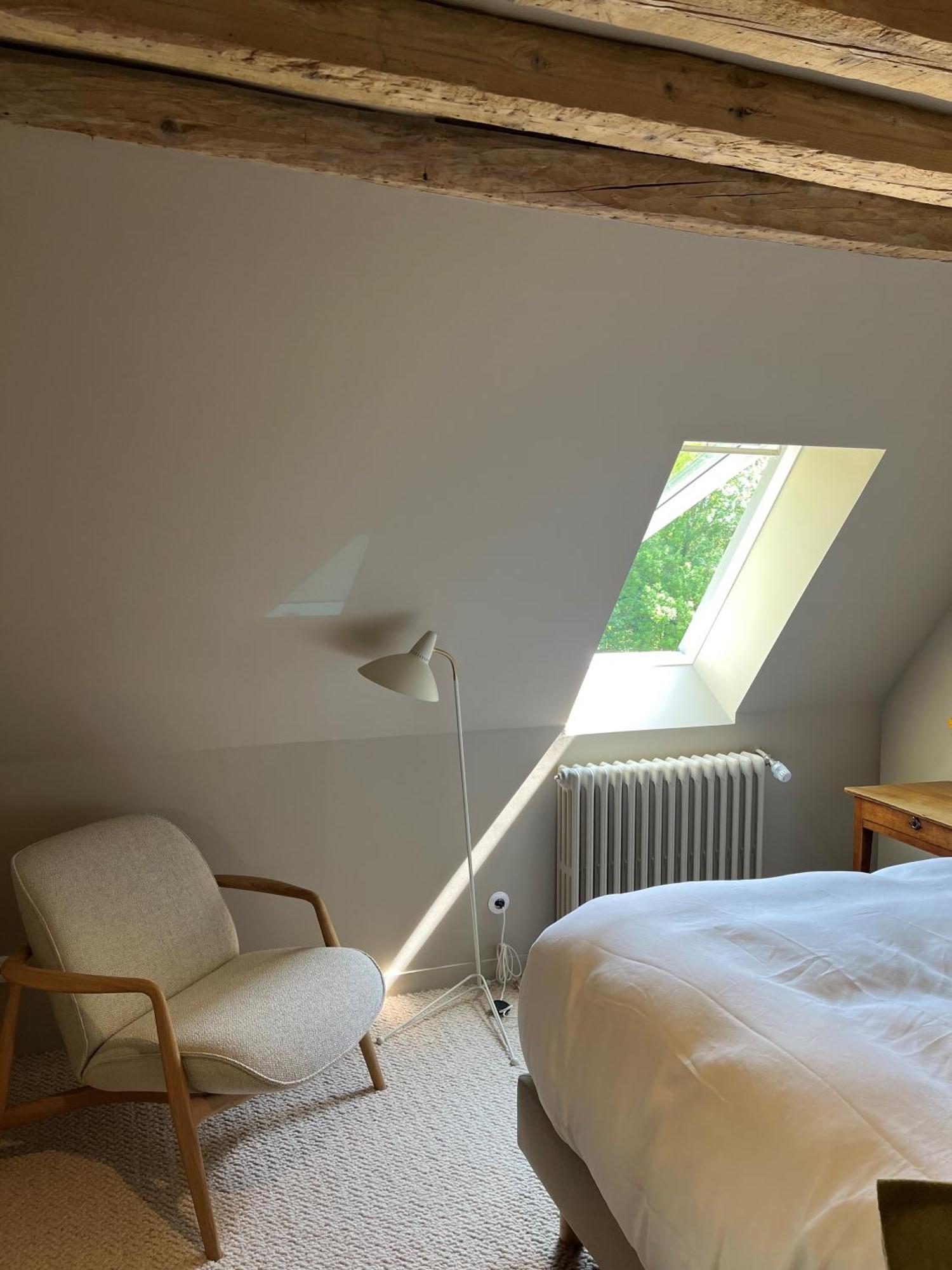 Hotel Les Pres Saint-Hilaire-le-Chatel ภายนอก รูปภาพ