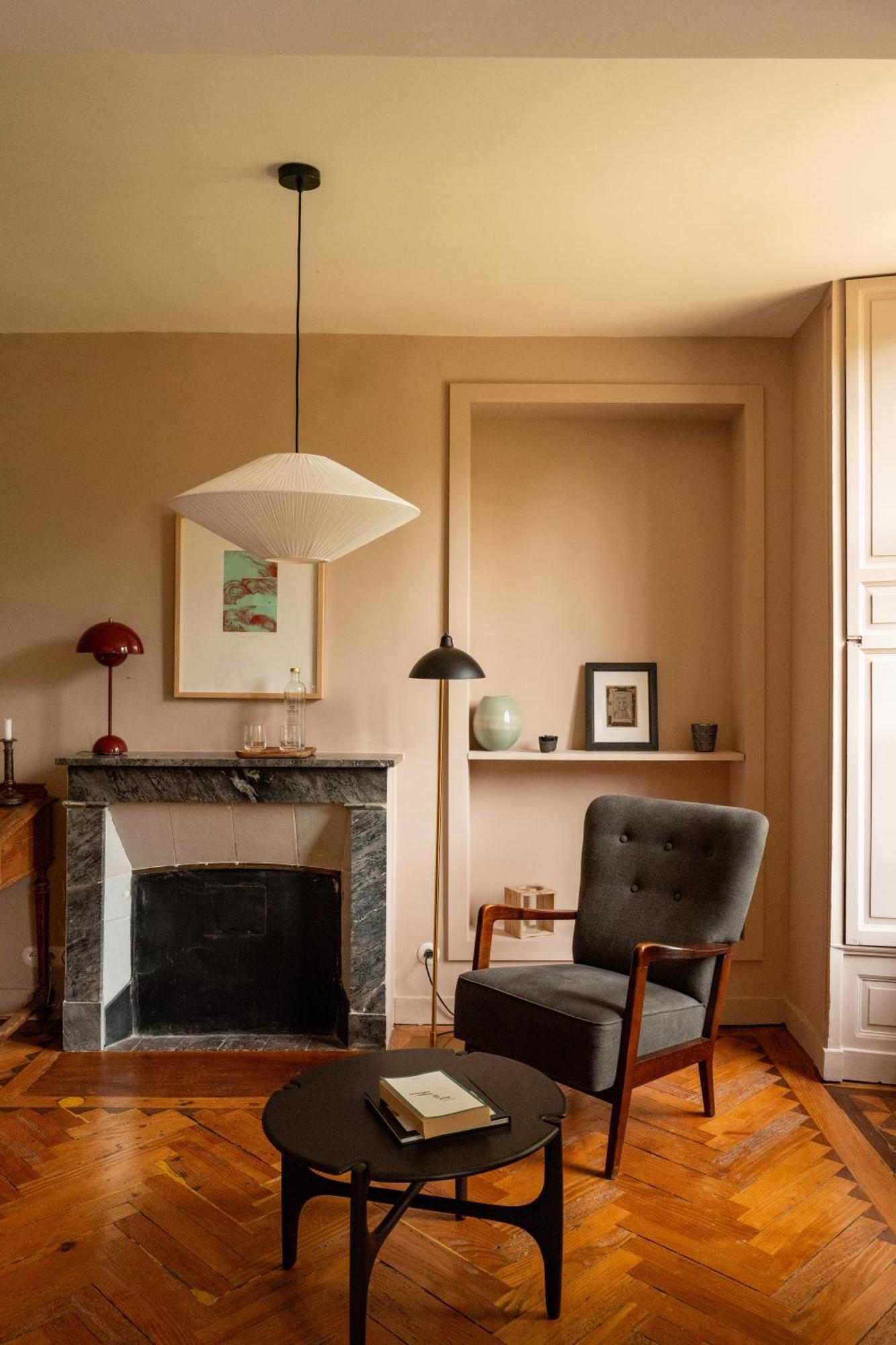 Hotel Les Pres Saint-Hilaire-le-Chatel ภายนอก รูปภาพ